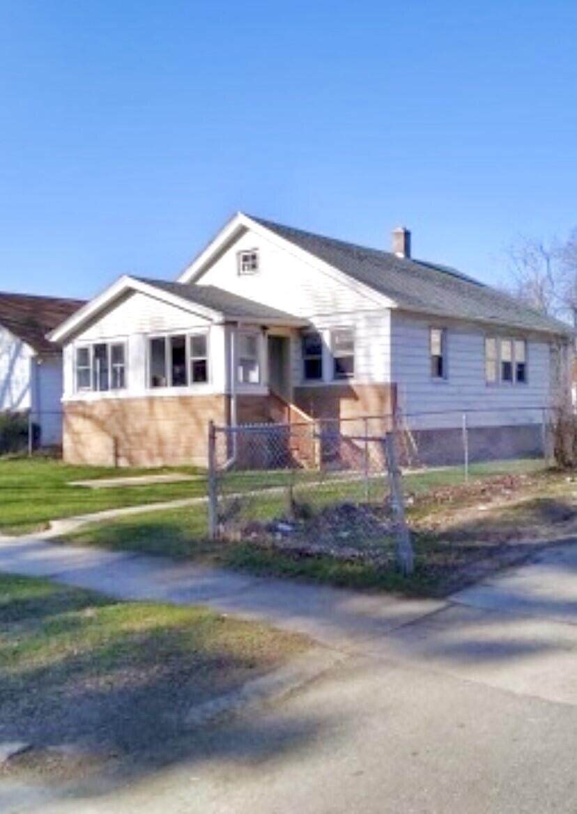 6124 Medford Ave - Photo 1