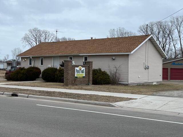 906 State St - Photo 1