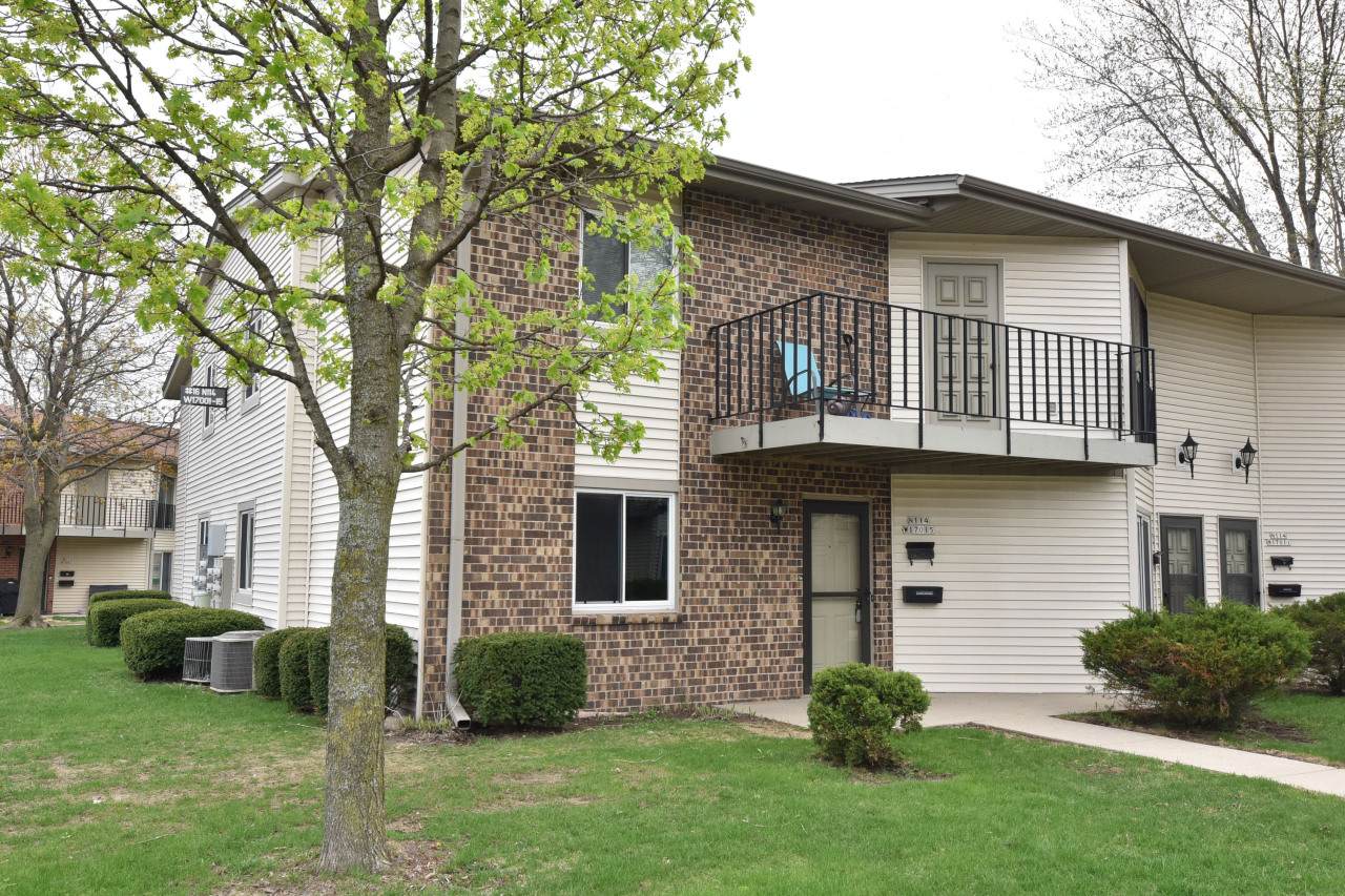 N114W17015 Armada Dr - Photo 1