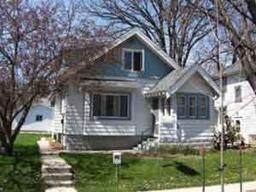 233 67th St - Photo 1
