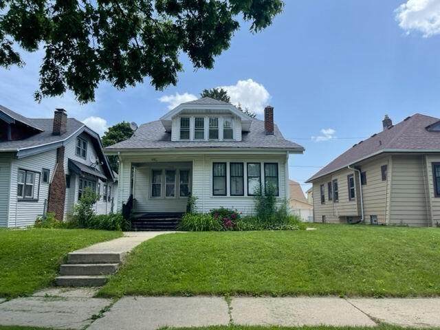 2956 38th St - Photo 1