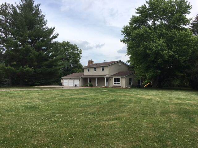 N3702 Willow Bend Ln - Photo 1