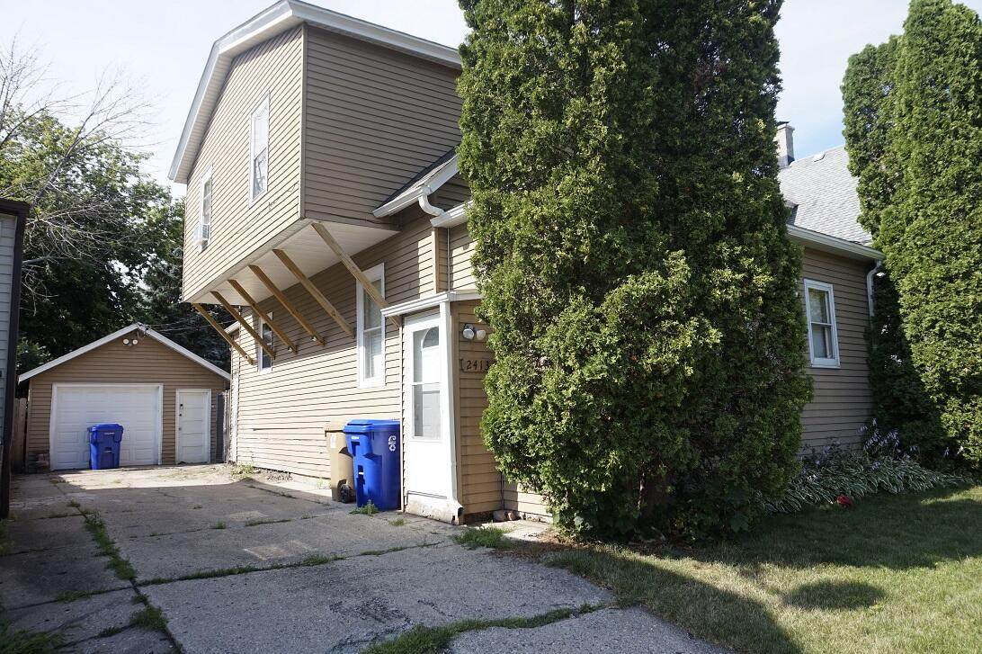 2413 53rd St - Photo 1