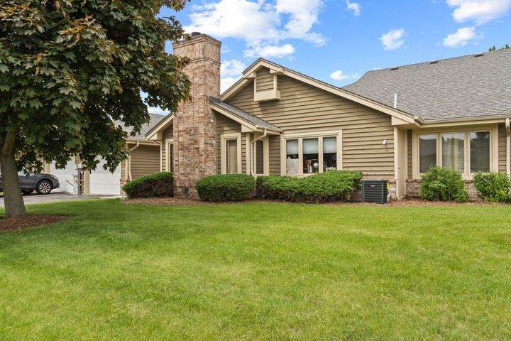 7005 Lincolnshire Cir - Photo 1