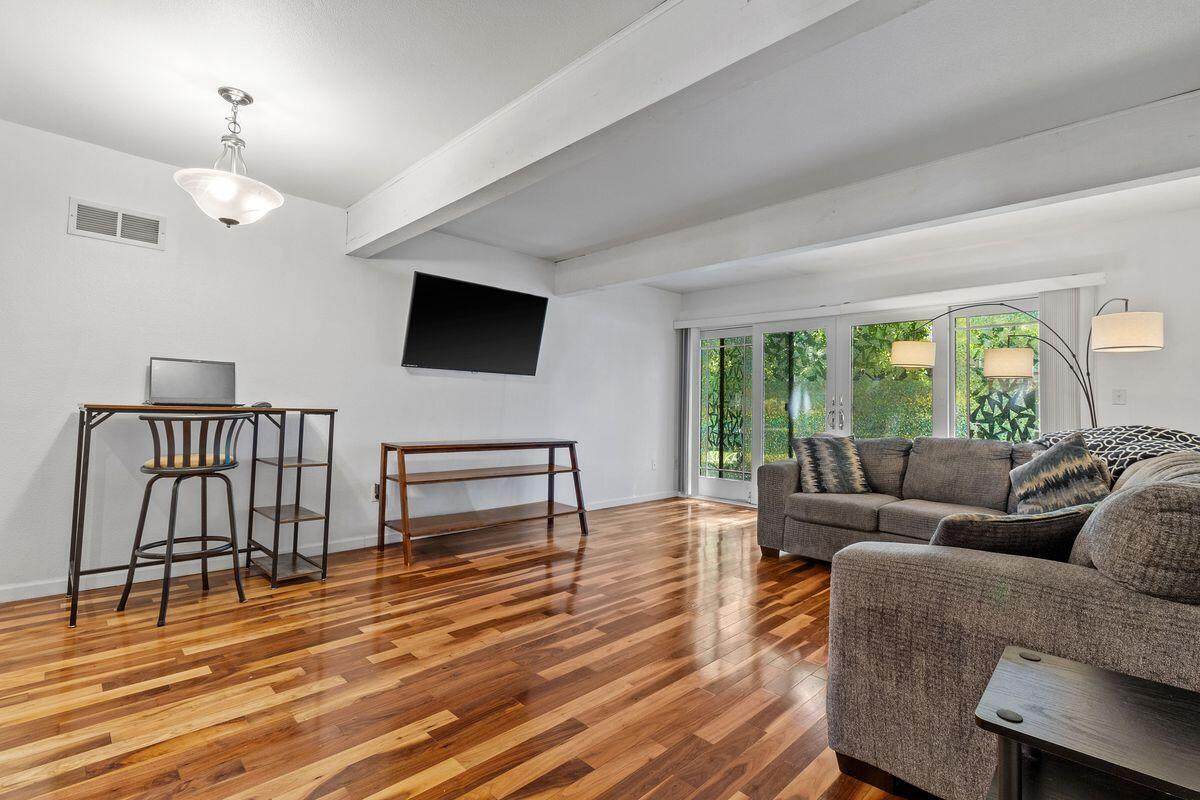 5694 27th St - Photo 1