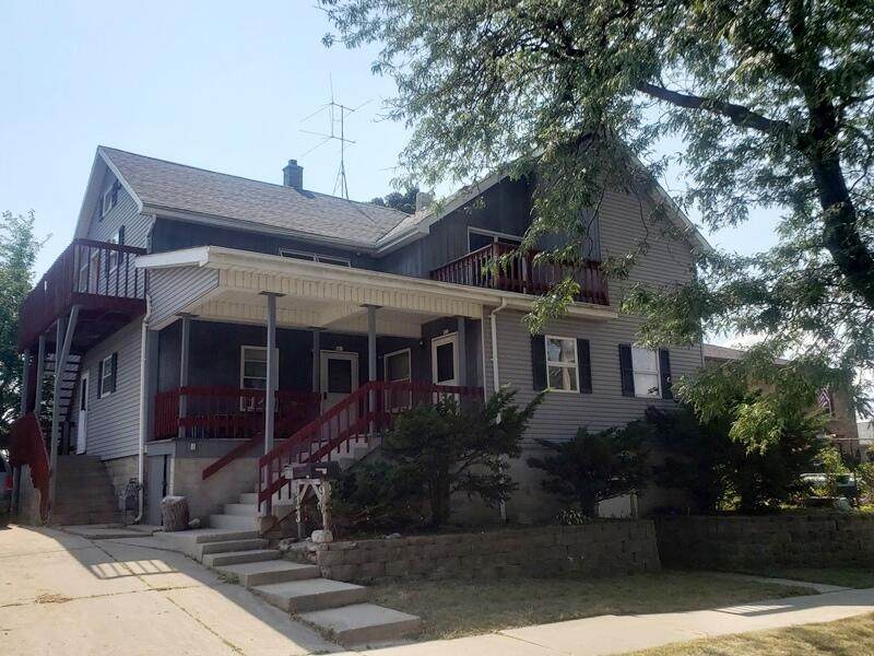 921 Erie Ave - Photo 1