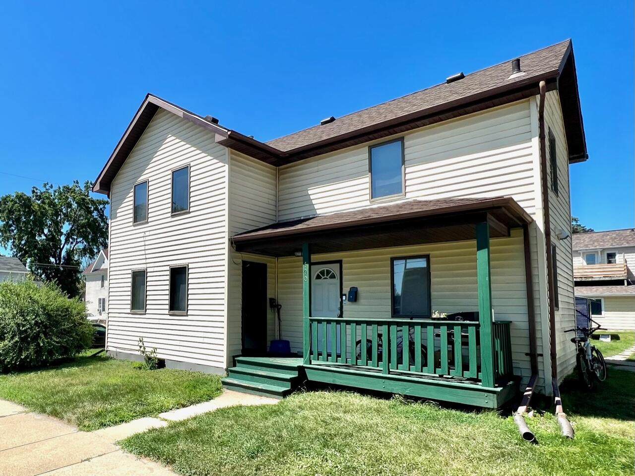 600 Cady St - Photo 1