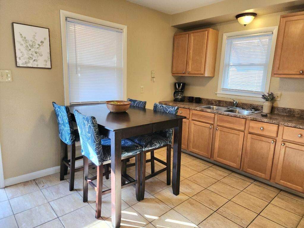 5301 57th St - Photo 1