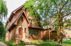 1622 Newton Ave - Photo 1
