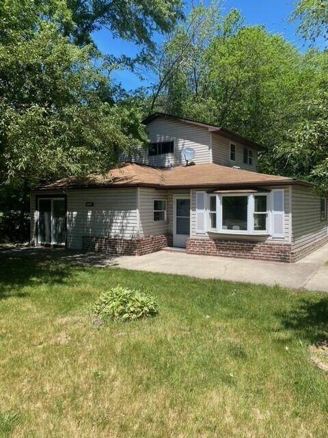 6708 85th St - Photo 1