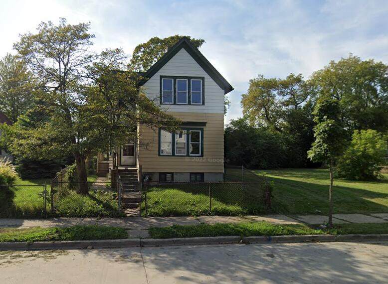 2361 12th St - Photo 1