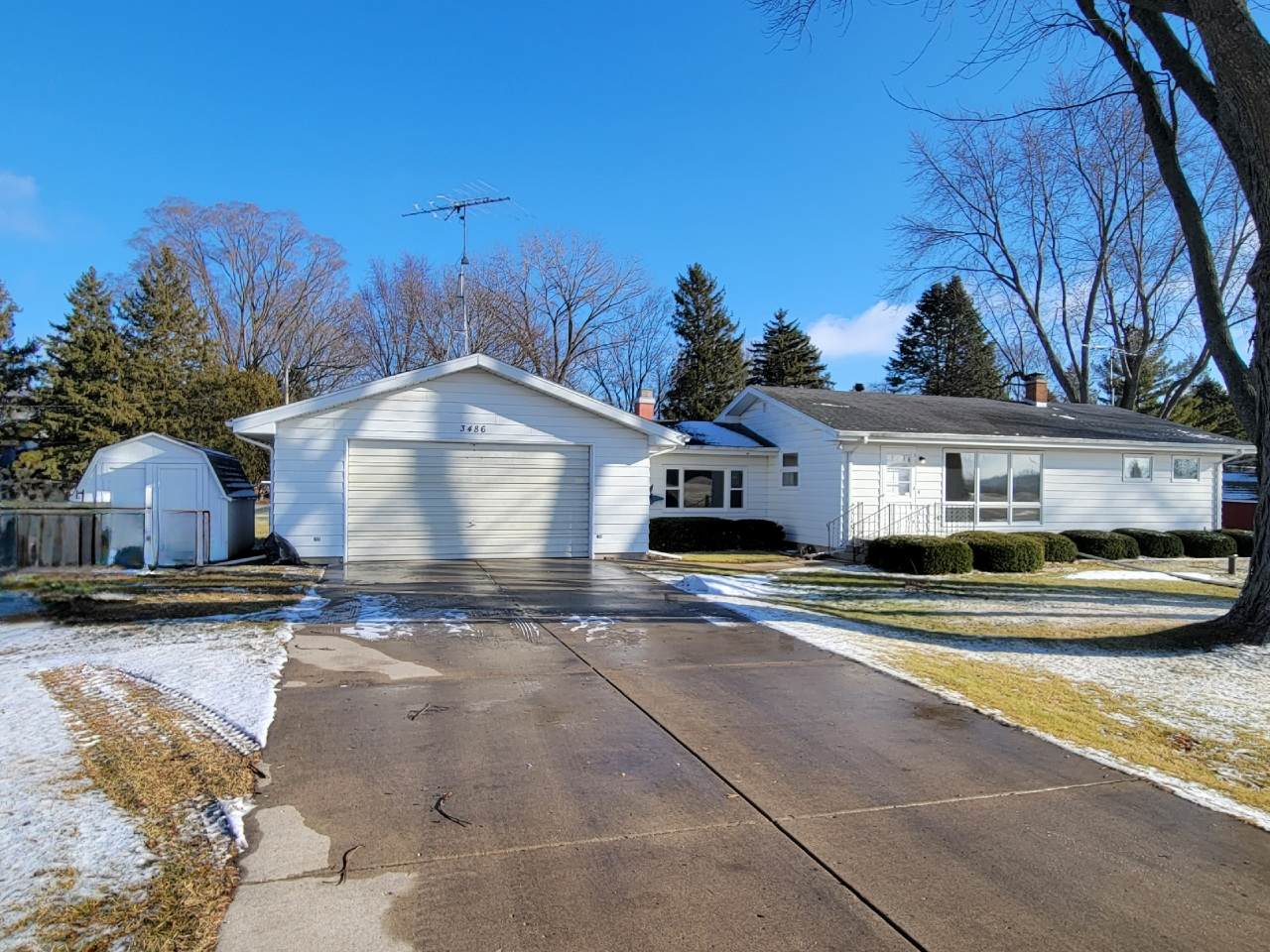 3486 Swan Creek St - Photo 1