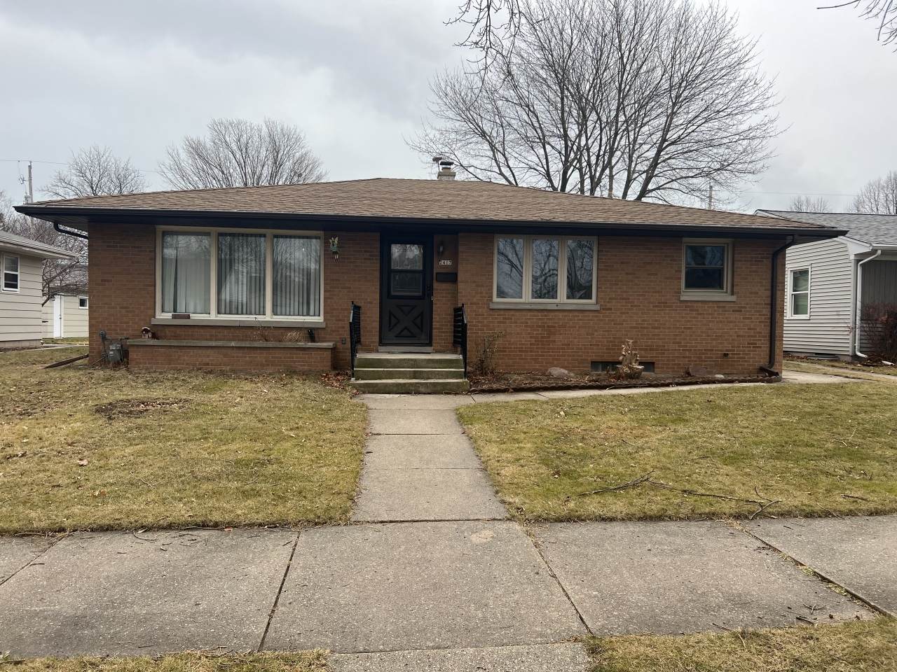 2417 15th St - Photo 1