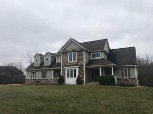4575 Woodland Dr - Photo 1