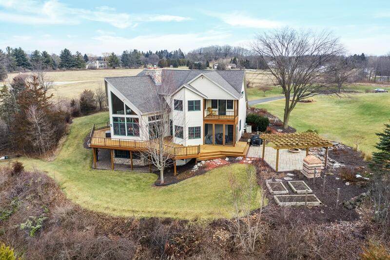 N6344 Riverview Rd - Photo 1