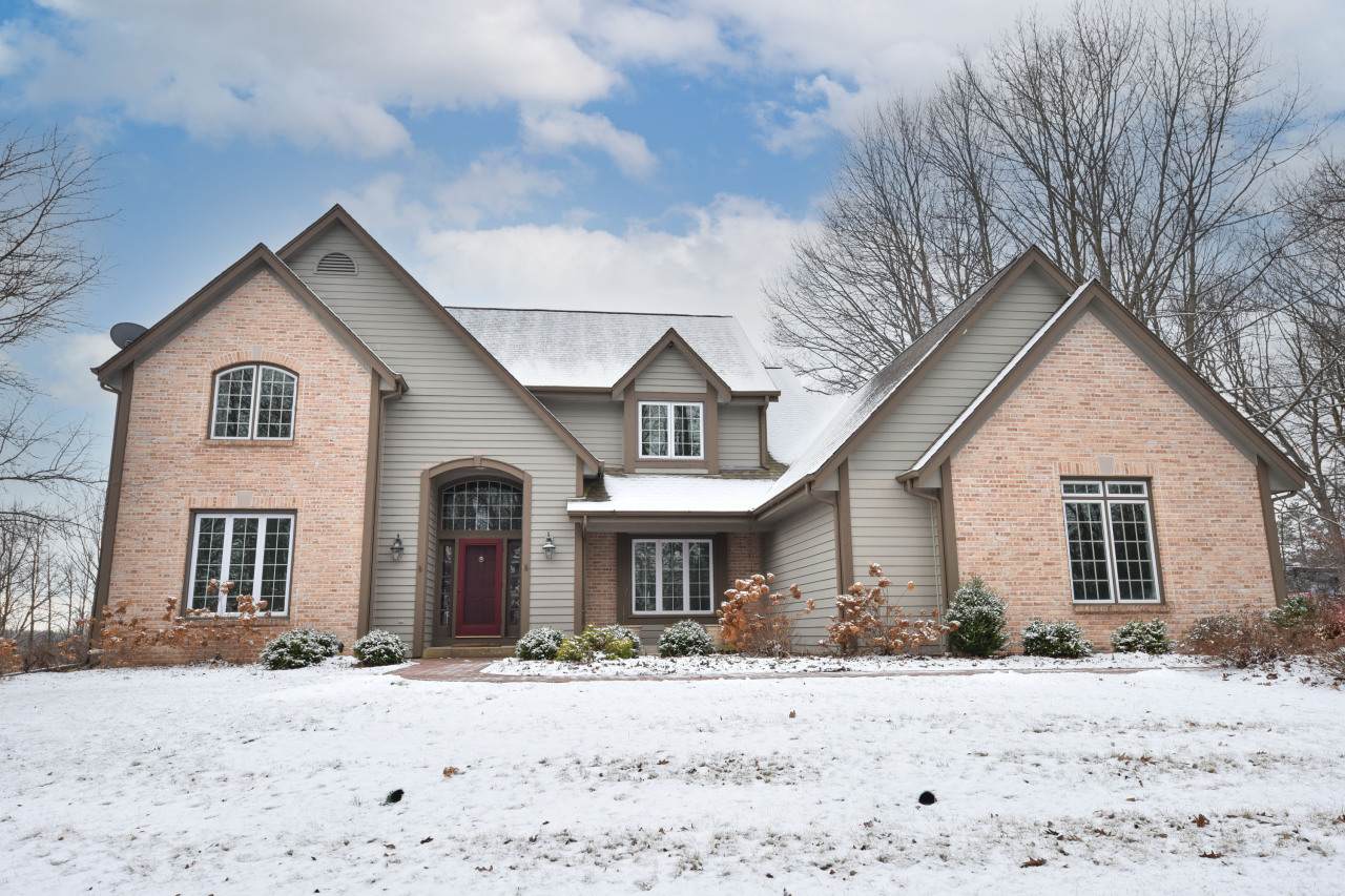 1061 Tuscola Ln - Photo 1