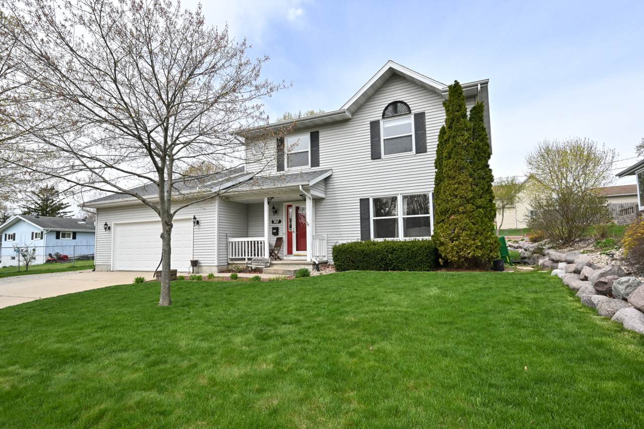 307 Krieser Dr - Photo 1
