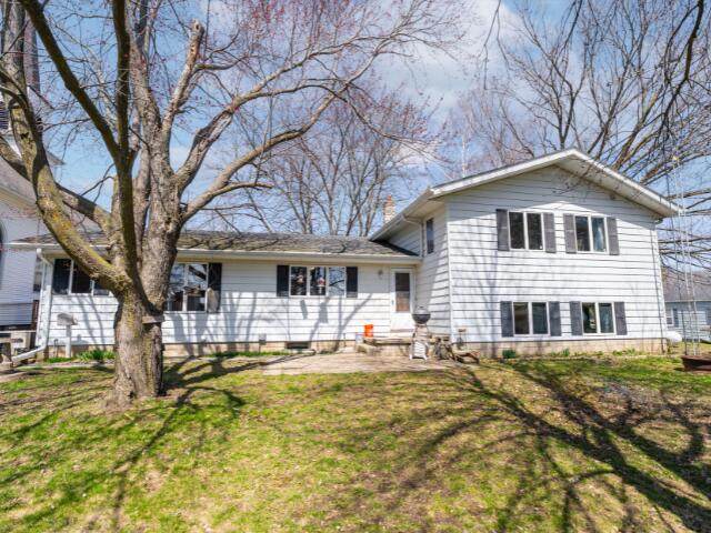 W498 Elm St - Photo 1