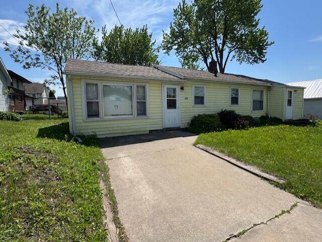 315 Gillette St - Photo 1