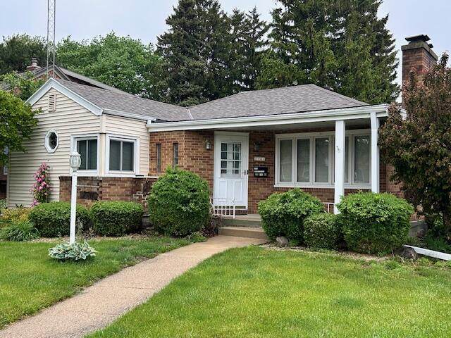 7749 34th Ave - Photo 1