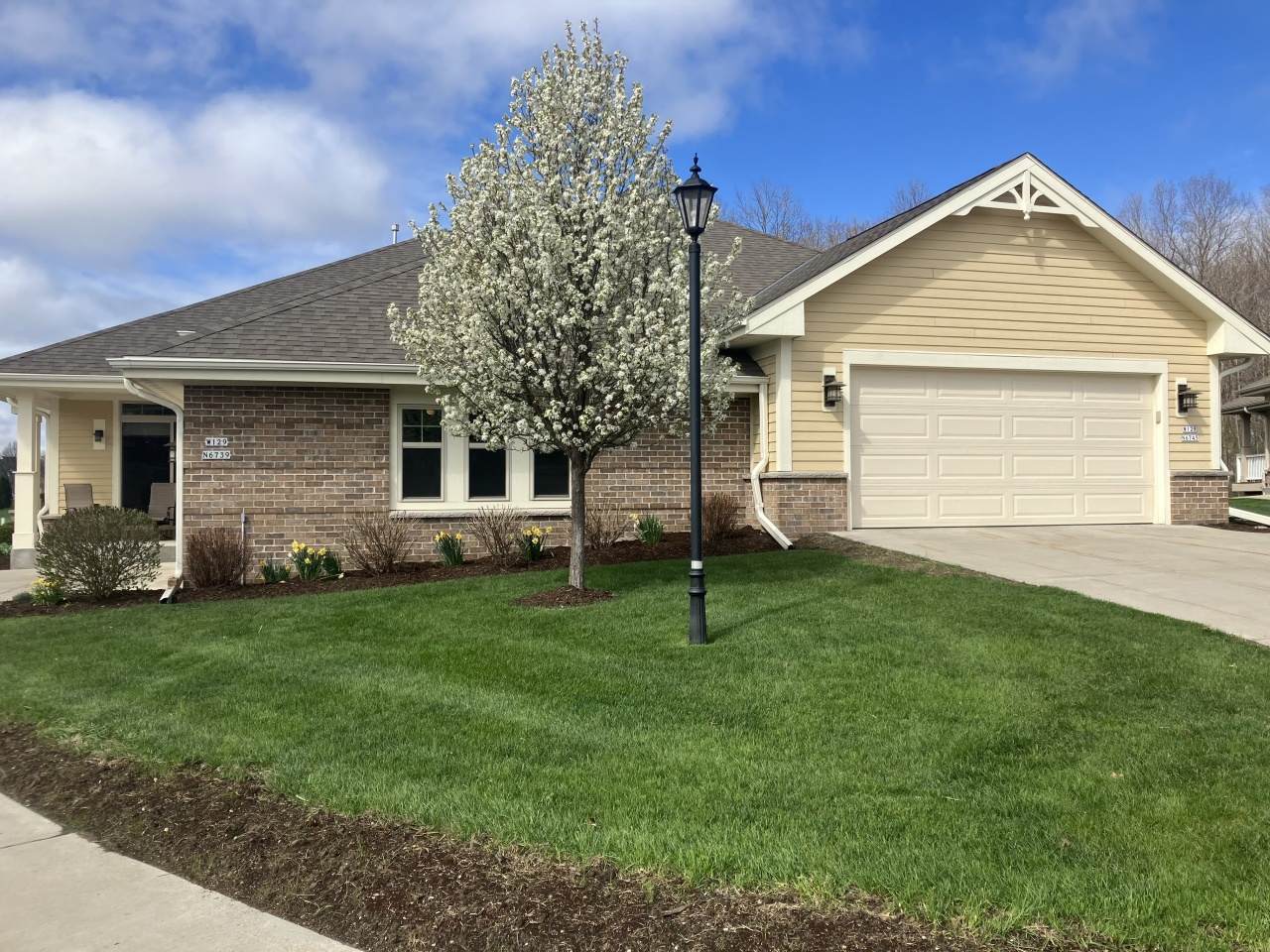 W129N6739 Northfield Cir - Photo 1