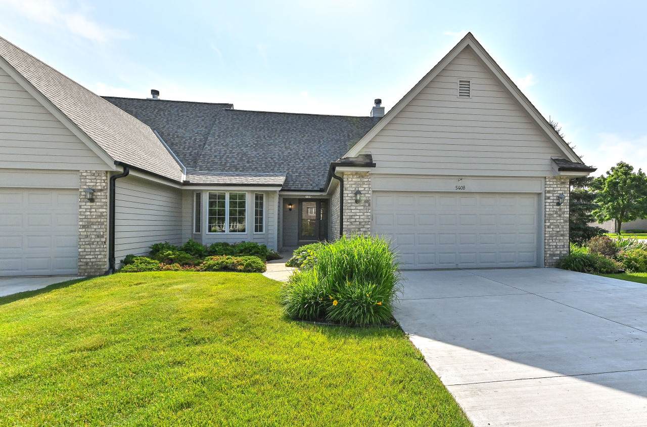 540 Mc Aurther Ln - Photo 1