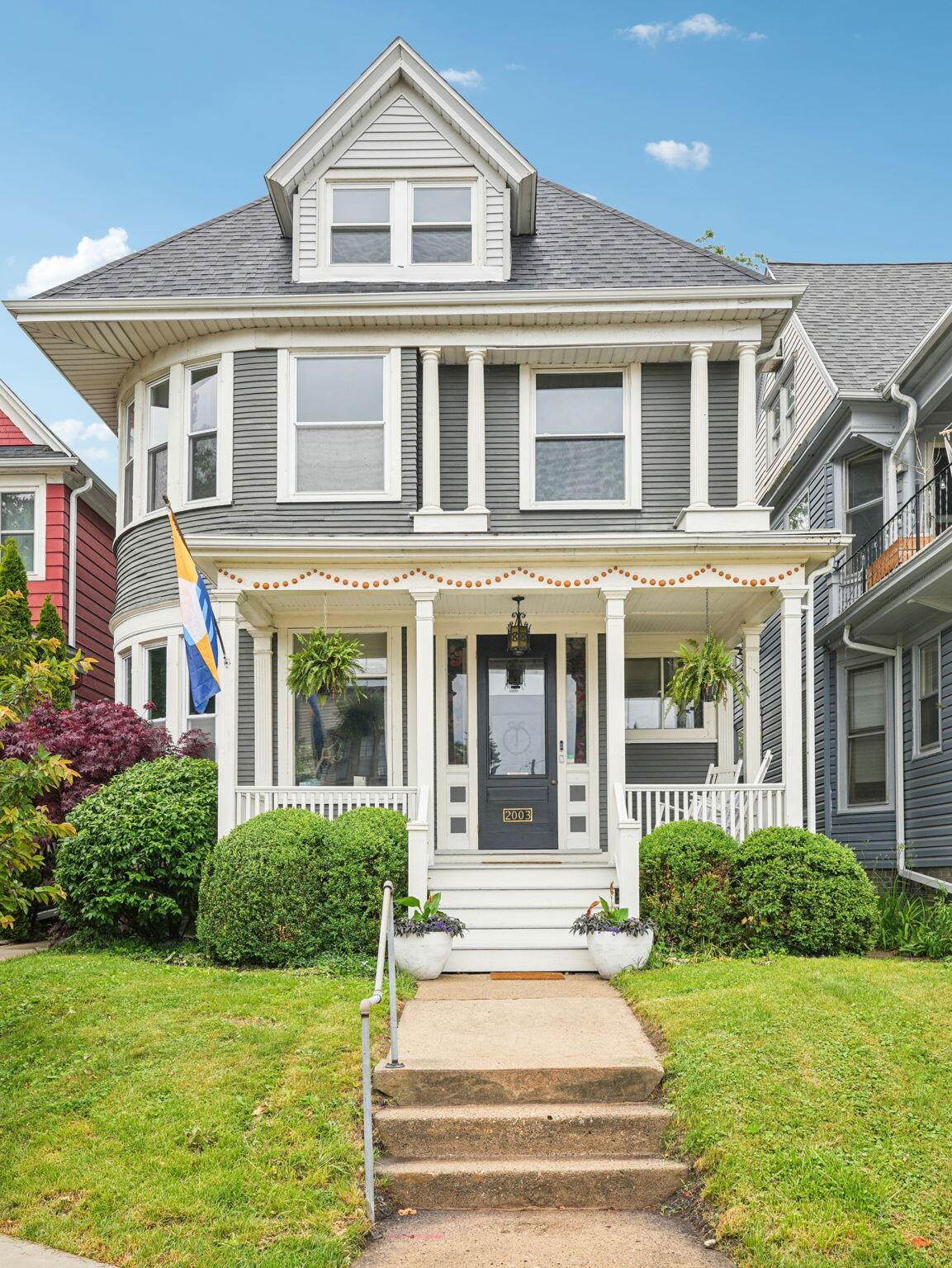 2003 Bartlett Ave - Photo 1