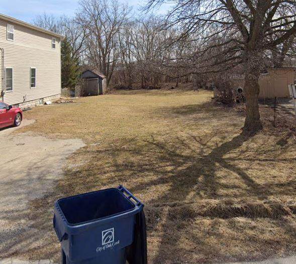 4025 Lakeside Ave - Photo 1