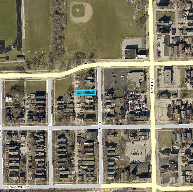 323 36th St - Photo 1