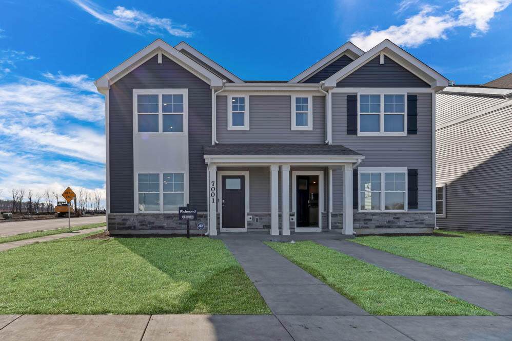 7077 Fair Oaks Rd - Photo 1
