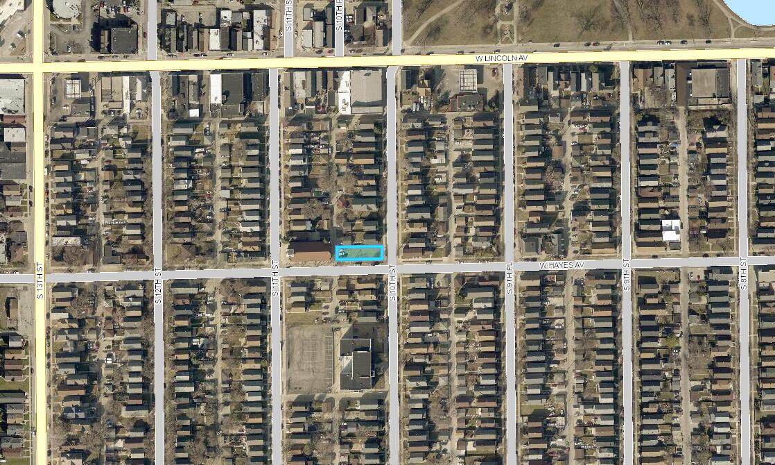 2361 10th St - Photo 1