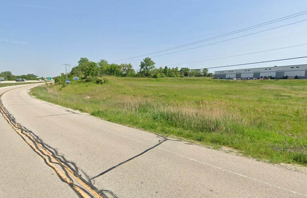 4731 Frontage Rd - Photo 1