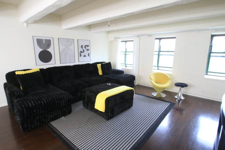 270 Highland Ave - Photo 1