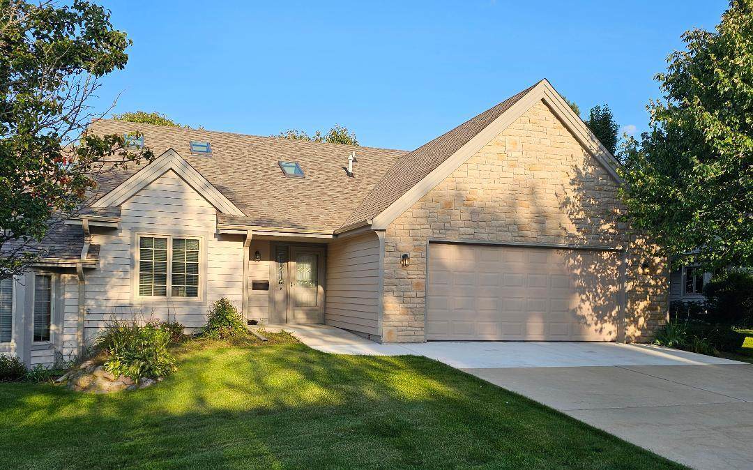 353 Quail Point Dr - Photo 1
