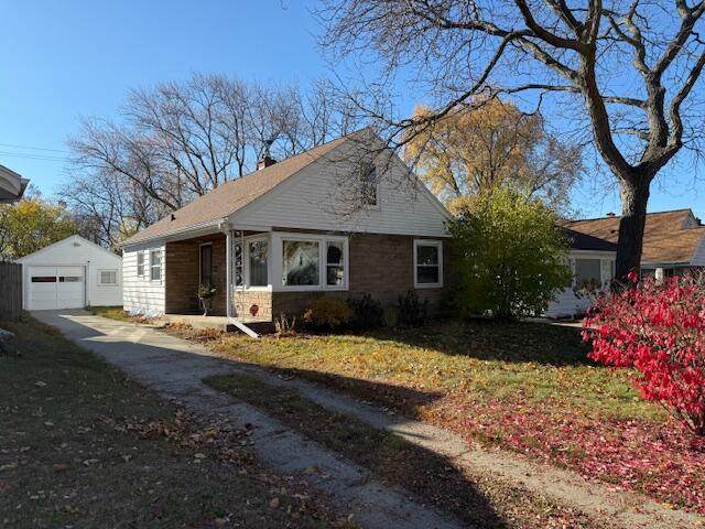 7837 Livingston Ave - Photo 1