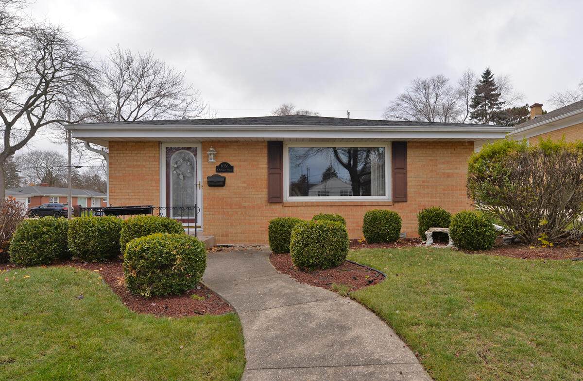 1036 Orchard St - Photo 1