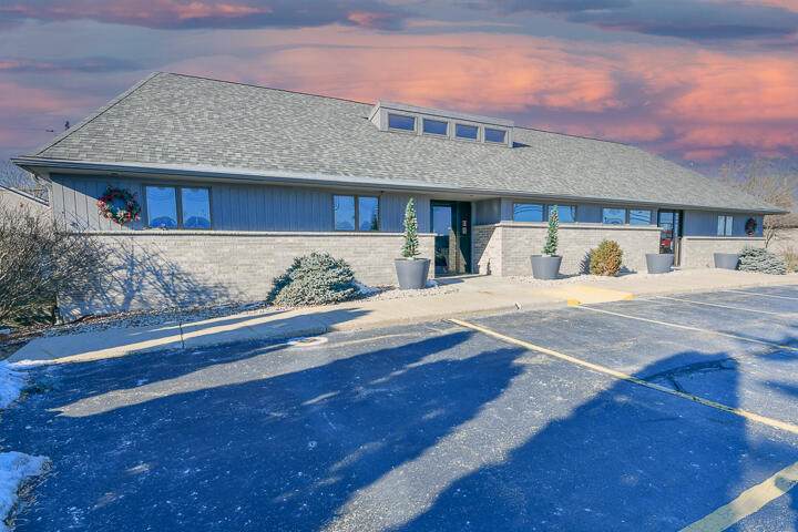 5320 Green Bay Rd - Photo 1