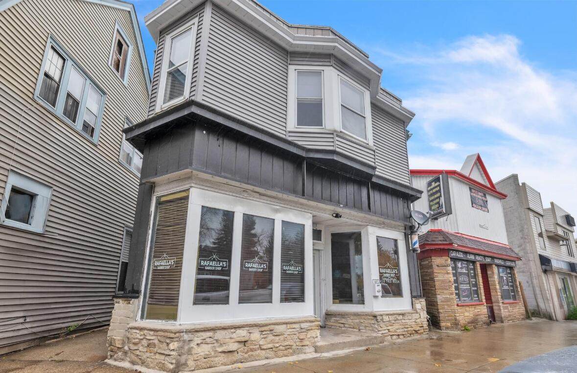 2812 Forest Home Ave - Photo 1