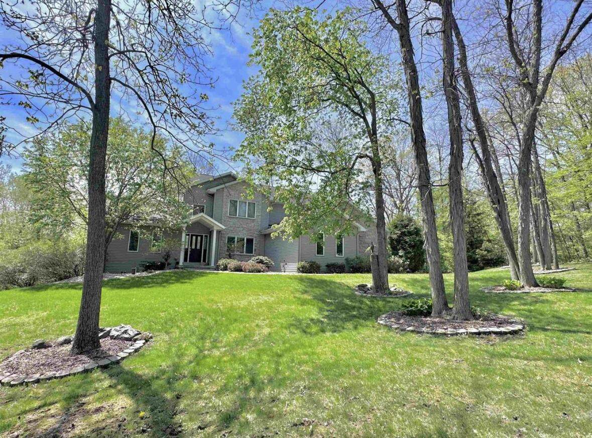 W2518 Blackberry Dr - Photo 1