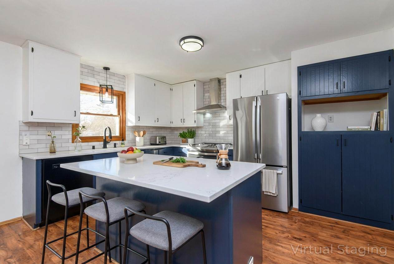 406 State St - Photo 1