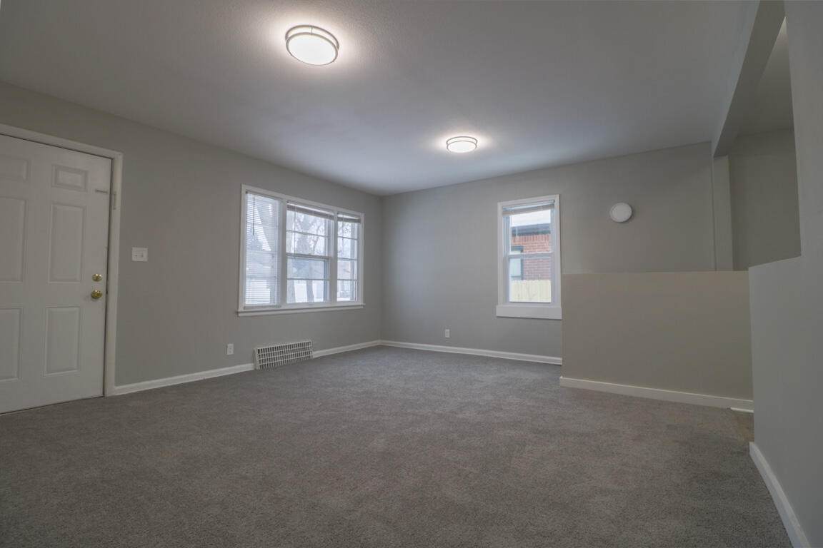 4337 42nd Pl - Photo 1