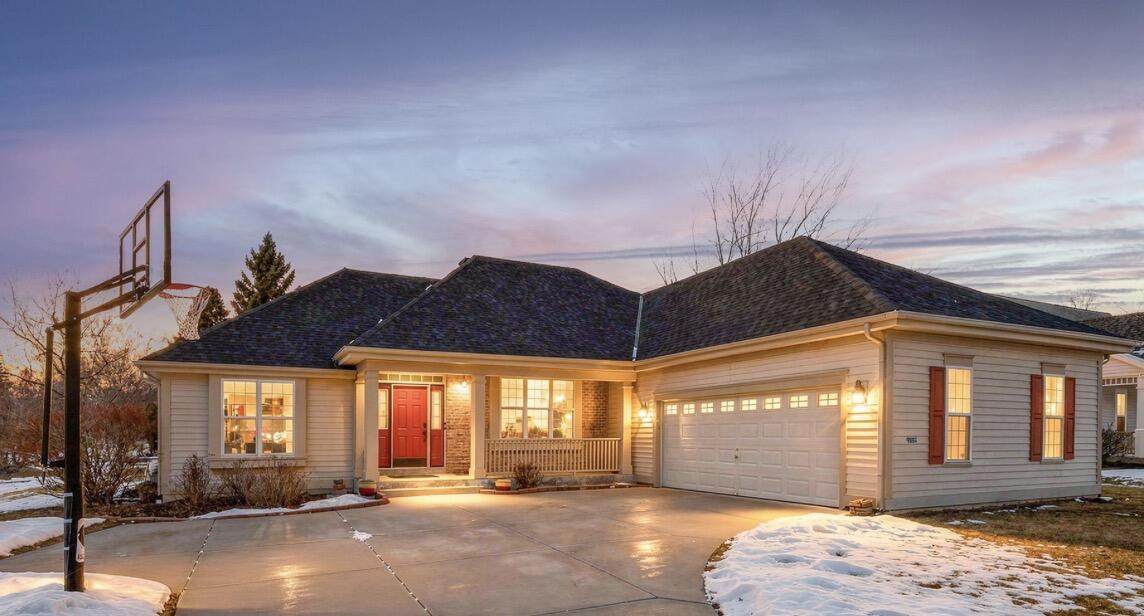 3838 Stargrass Ln - Photo 1