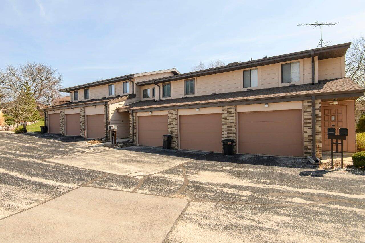 309 Cheviot Chase - Photo 1