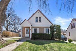 113 Coolidge Ave - Photo 1