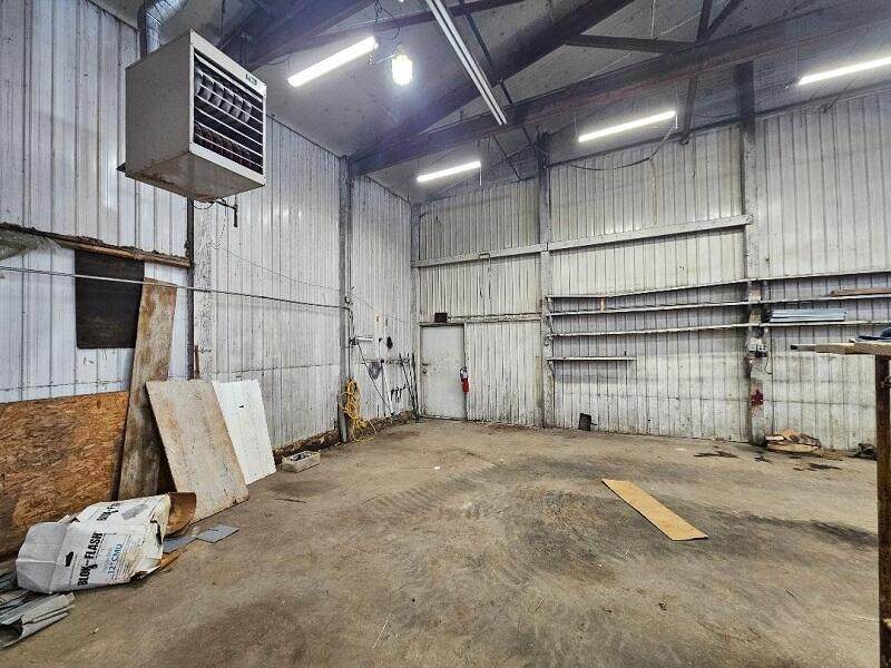205 Front St - Photo 1