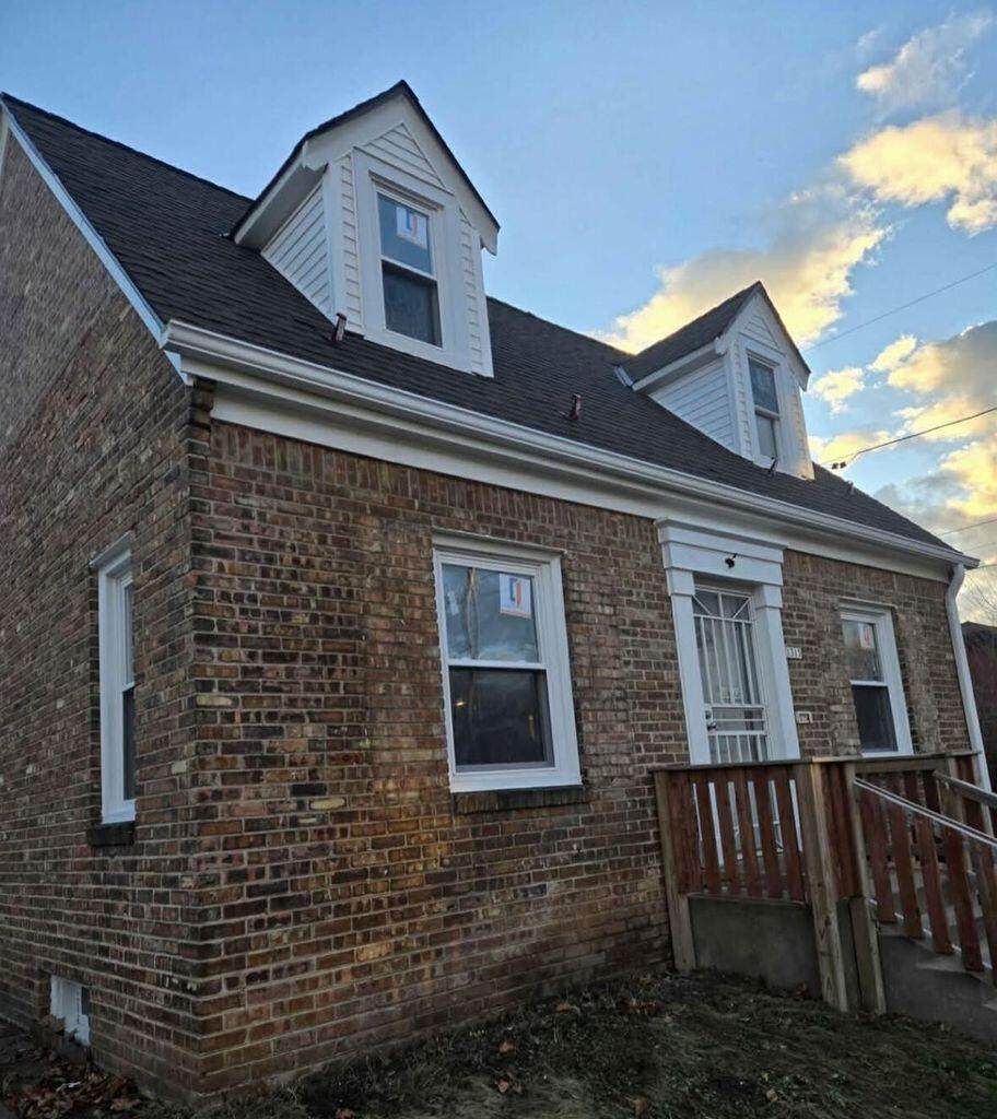 1315 Keefe Ave - Photo 1