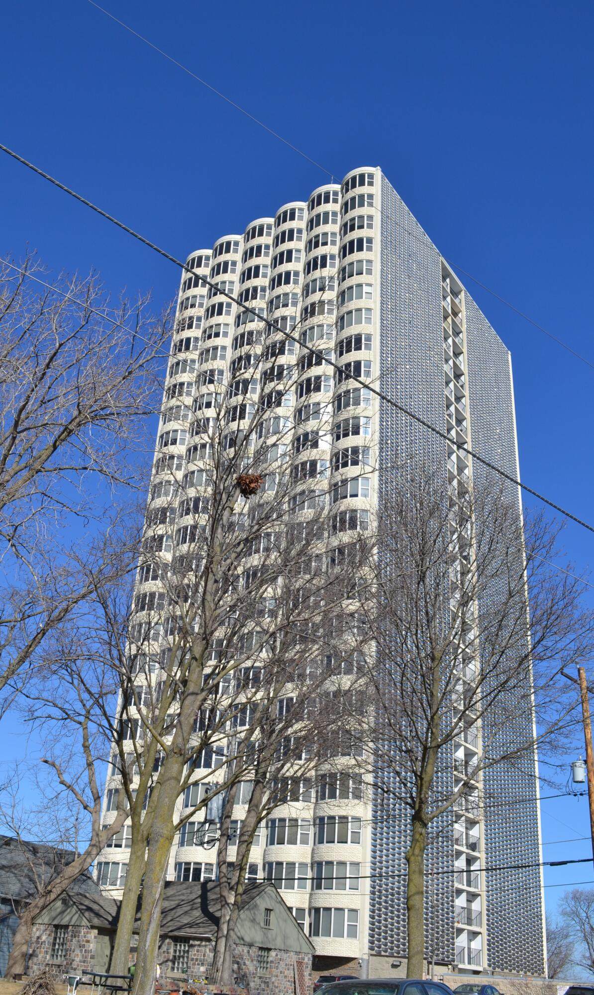 https://bt-photos.global.ssl.fastly.net/milwaukee/1280_boomver_1_1951993-2.jpg