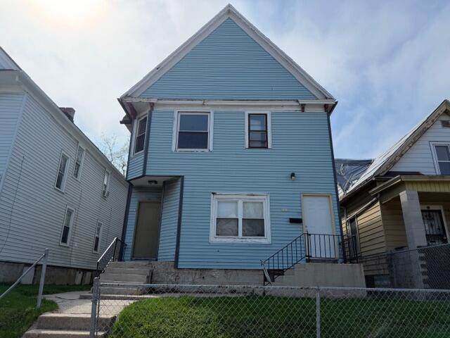 3027 Holton St - Photo 1