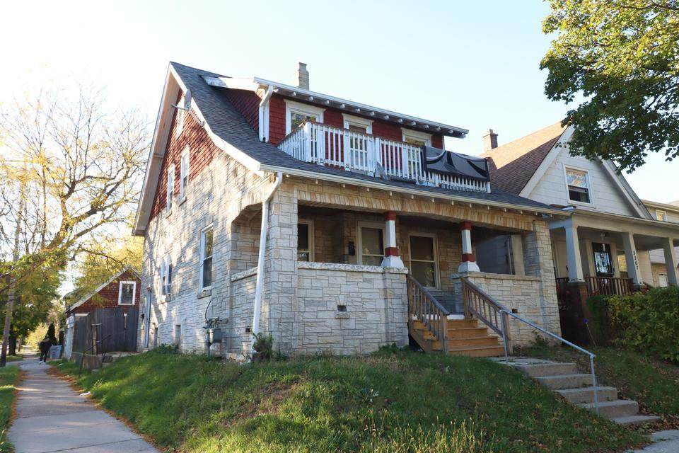 3201 39th St - Photo 1
