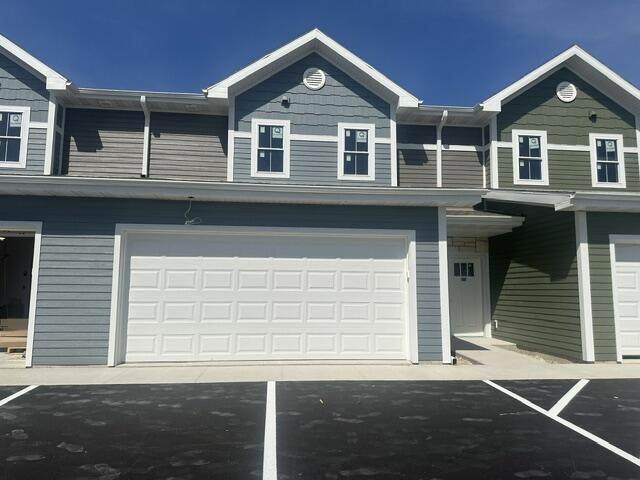 212 Settlers Dr - Photo 1